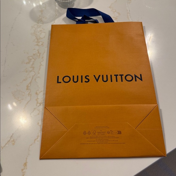 Louis Vuitton shopping 🛍️ bags - Picture 3 of 4